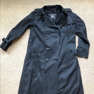 Vintage Burberry Trench coat with lining